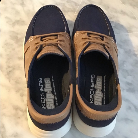 Sketchers Slip Ins Women’s Size 8, Navy & Tan NWT - Picture 2 of 16